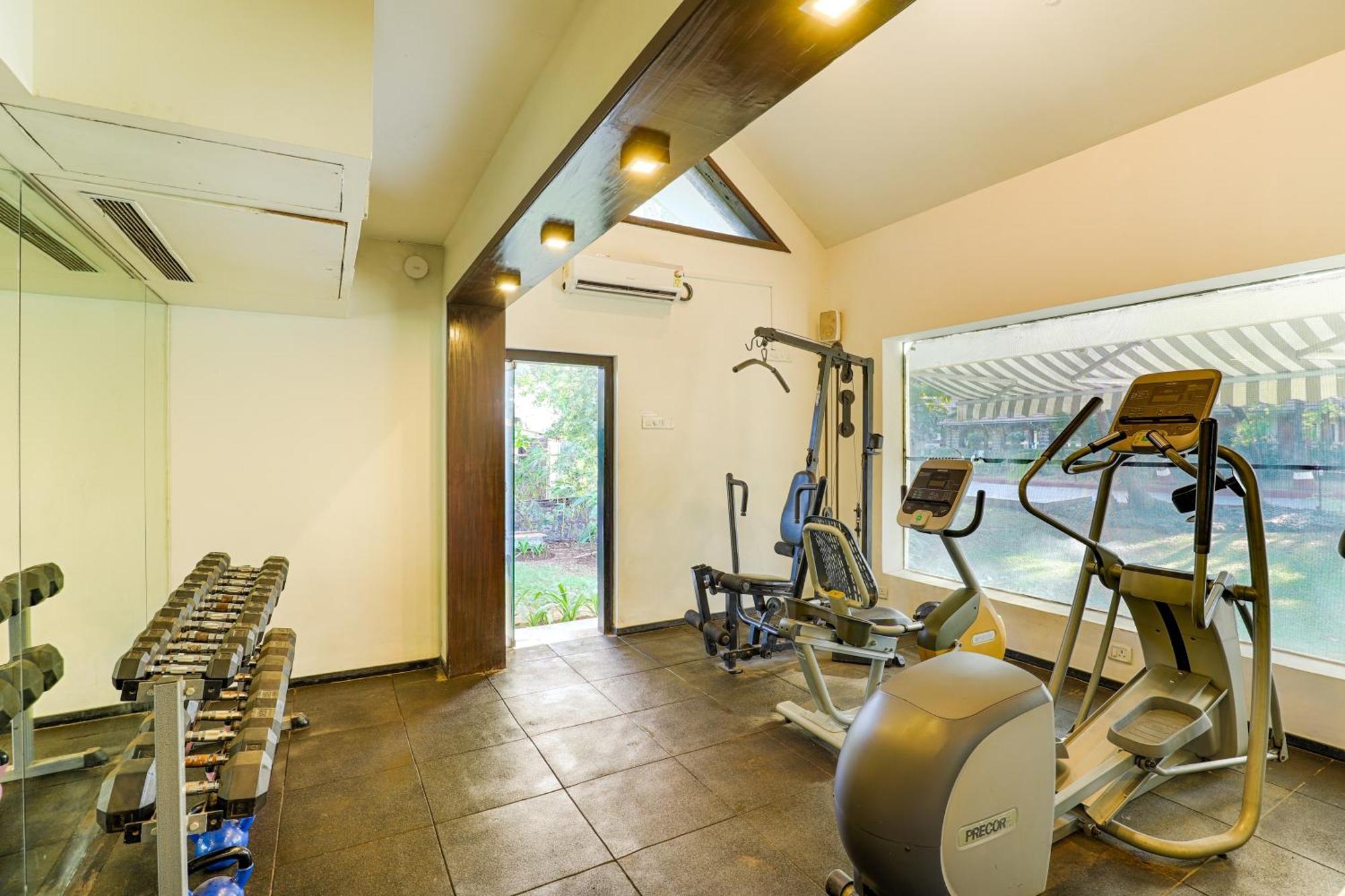Tropicana & Alibaug Resort 4*