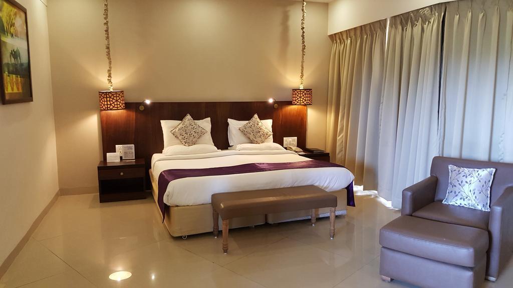 Tropicana & Alibaug Resort 4*